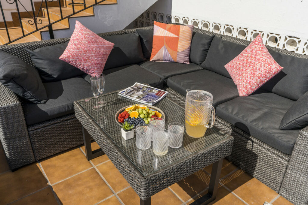 Detached Villa Elviria Málaga - image 4