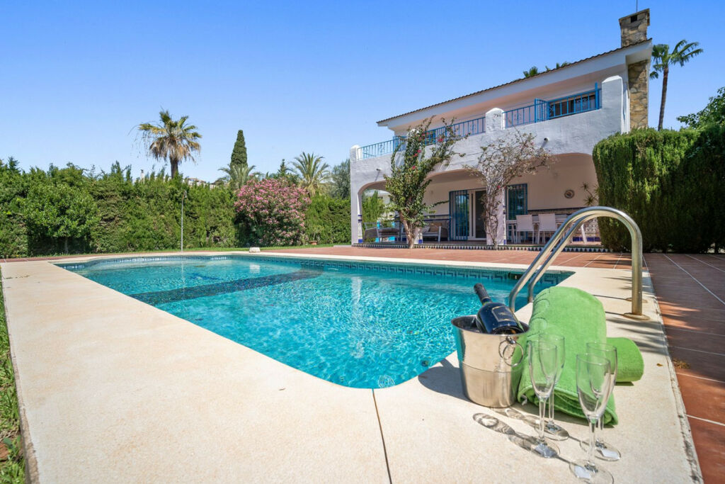 Detached Villa Marbella Málaga - image 44