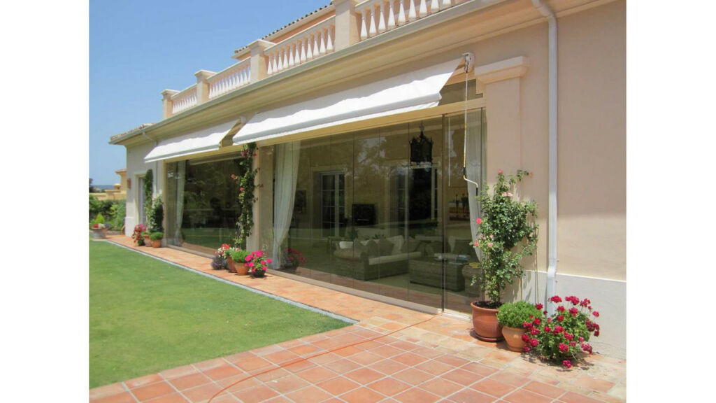 Detached Villa San Roque Club Cádiz - image 50