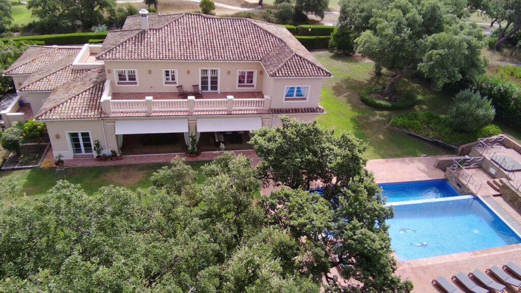 Detached Villa San Roque Club Cádiz - image 55