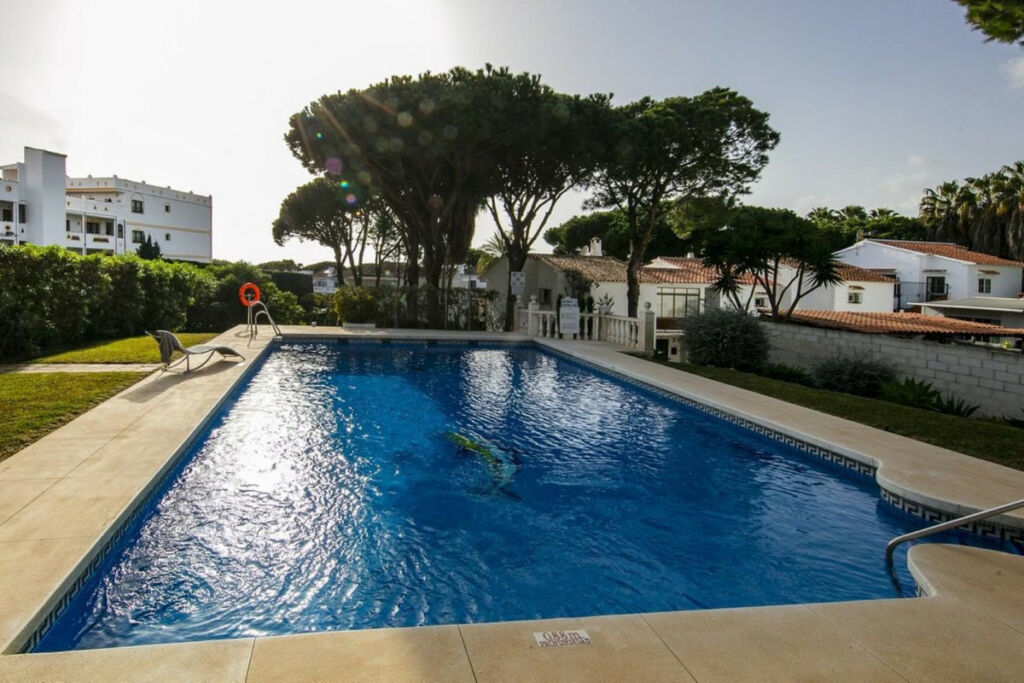 Ground Floor Studio Calahonda Málaga - image 6