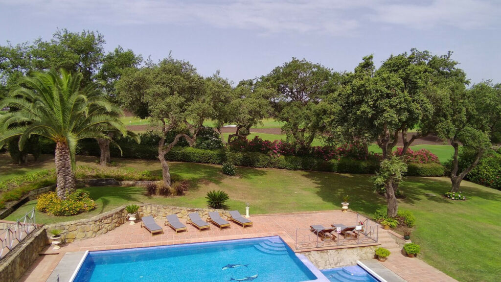 Detached Villa San Roque Club Cádiz - image 65