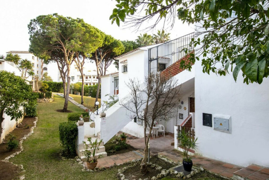 Ground Floor Studio Calahonda Málaga - image 7