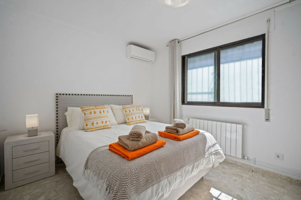Detached Villa Marbella Málaga - image 8