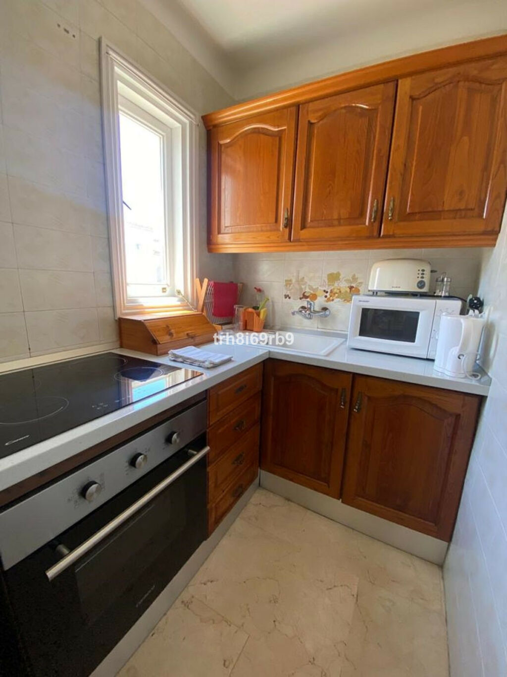 Middle Floor Apartment Benavista Málaga - image 10
