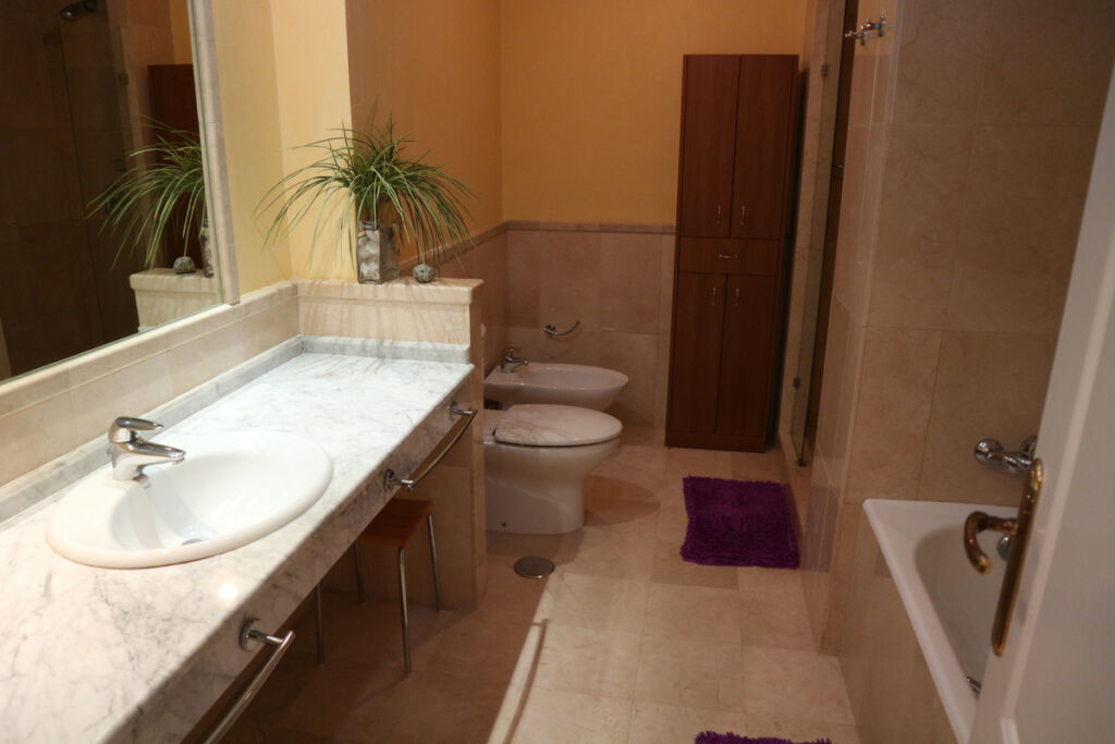 Middle Floor Apartment San Pedro de Alcántara Málaga - image 13