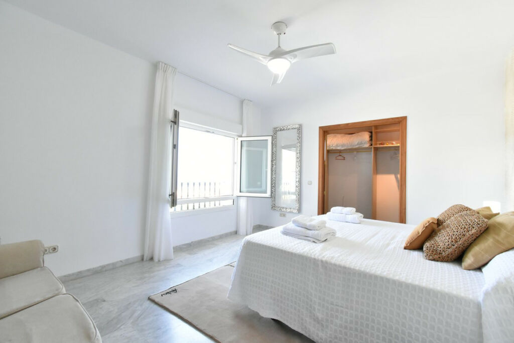 Detached Villa Manilva Málaga - image 14