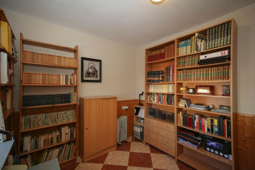 Detached Villa Alhaurín de la Torre Málaga - image 15