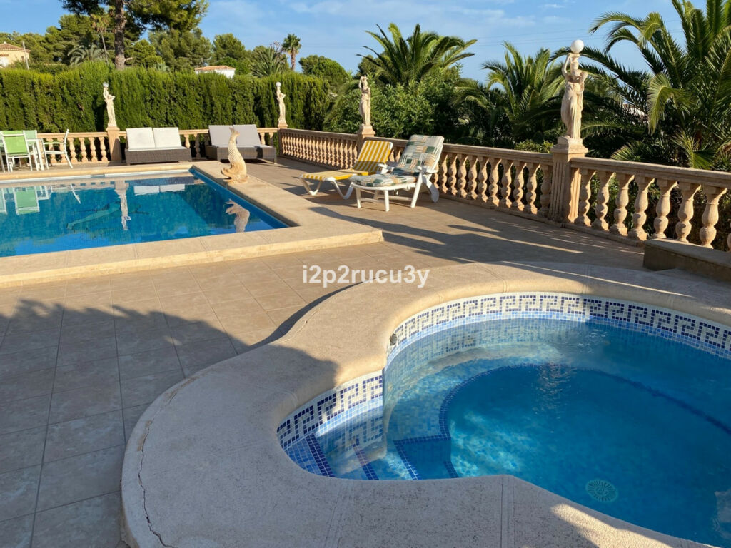 Detached Villa Benissa Alicante - image 16