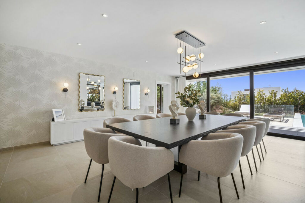 Detached Villa Benahavís Málaga - image 16