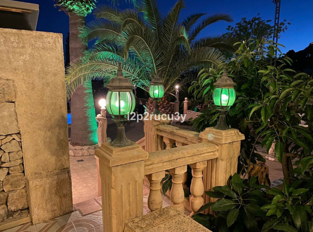Detached Villa Benissa Alicante - image 24