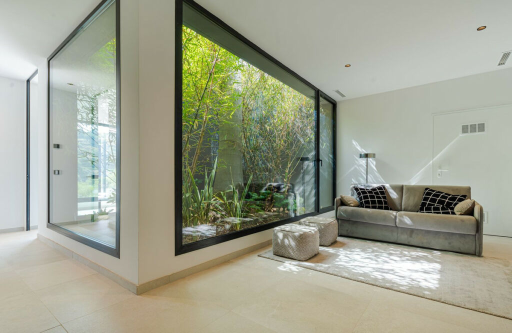 Detached Villa Benahavís Málaga - image 26