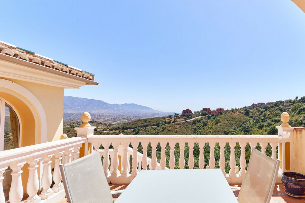 Detached Villa La Mairena Málaga - image 27