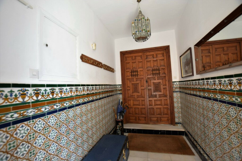 Detached Villa Ronda Málaga - image 3