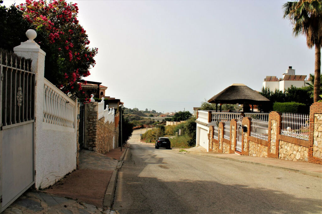 Residential Plot Rincón de la Victoria Málaga - image 3