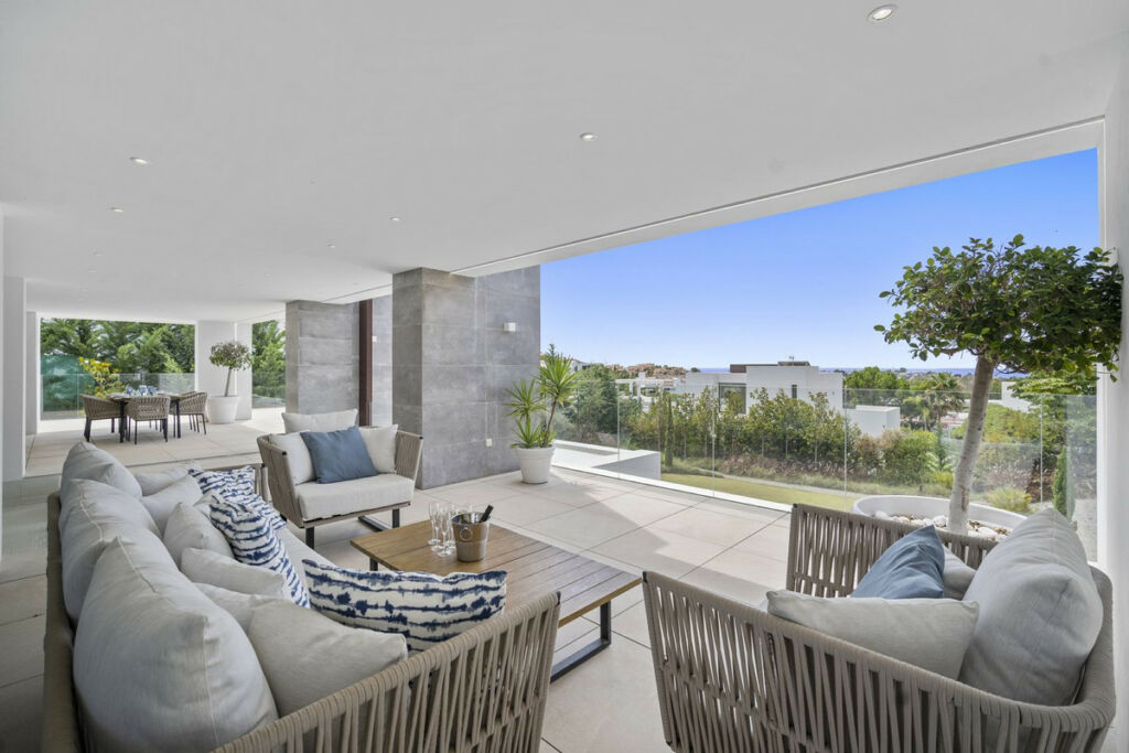 Detached Villa Benahavís Málaga - image 33