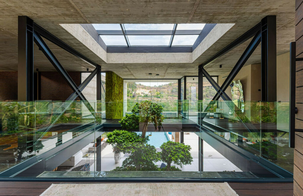 Detached Villa Benahavís Málaga - image 34