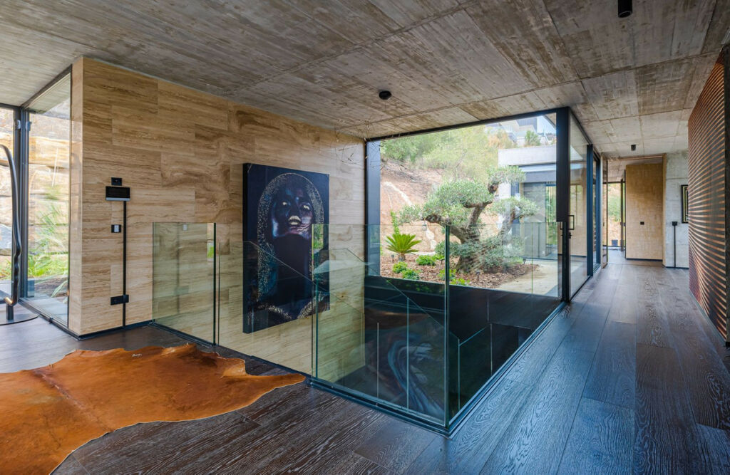 Detached Villa Benahavís Málaga - image 36