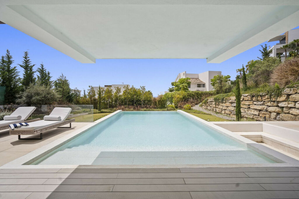 Detached Villa Benahavís Málaga - image 45