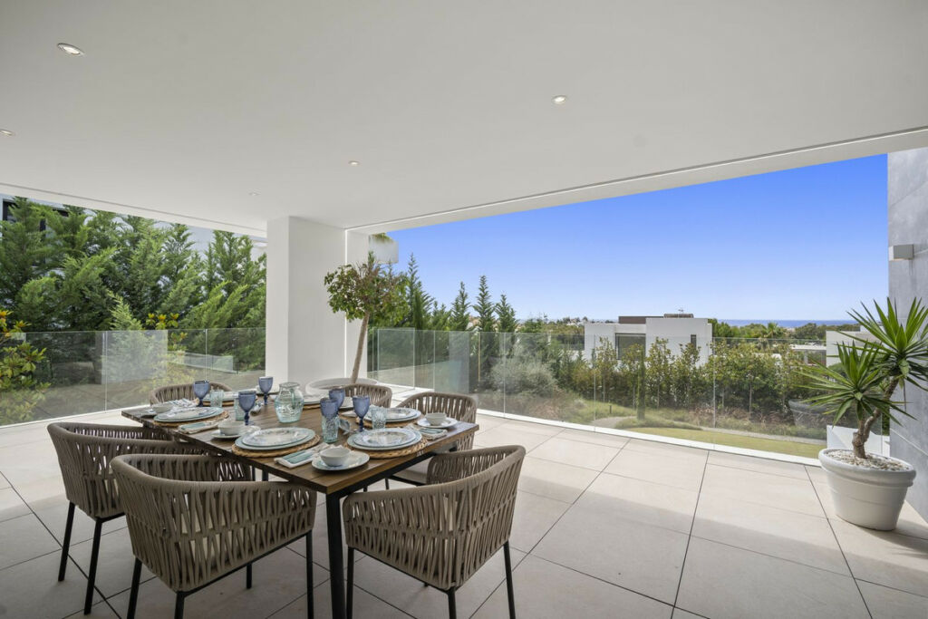 Detached Villa Benahavís Málaga - image 5