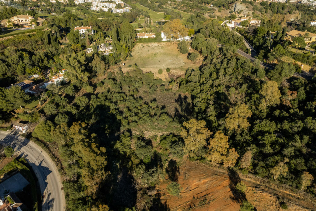 Residential Plot Benahavís Málaga - image 5