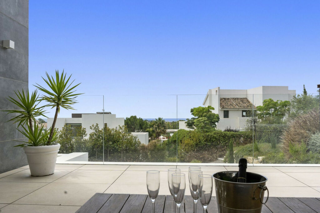Detached Villa Benahavís Málaga - image 50