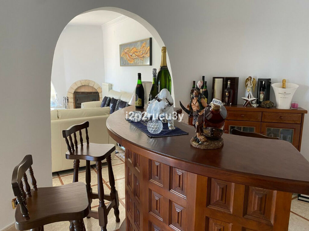 Detached Villa Benissa Alicante - image 6
