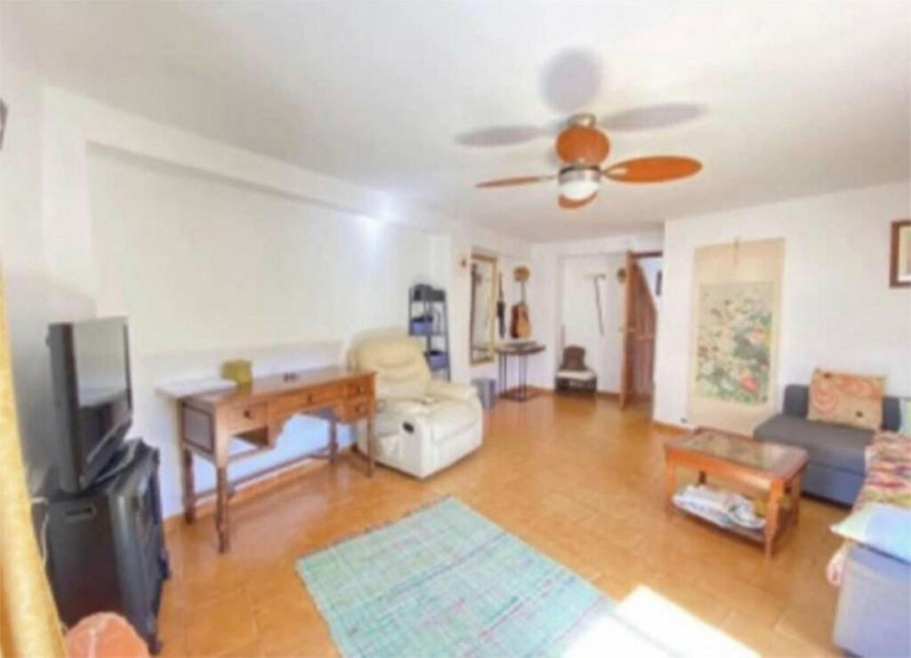 Middle Floor Apartment Marbella Málaga - image 6