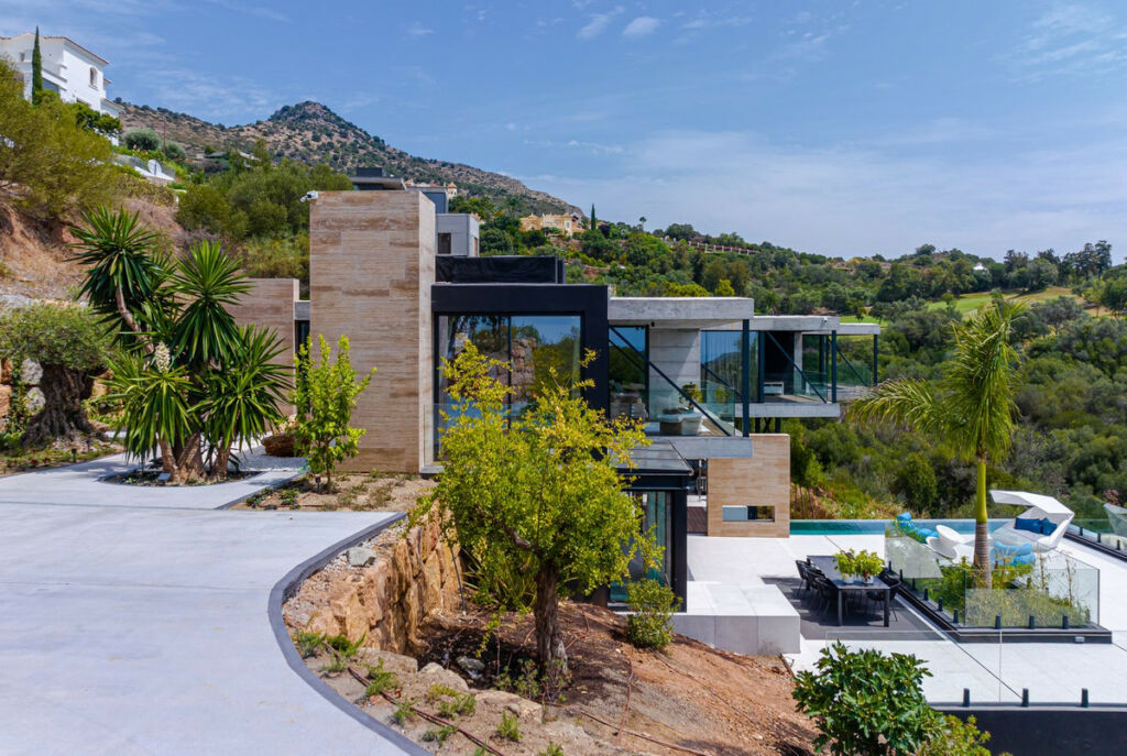Detached Villa Benahavís Málaga - image 6