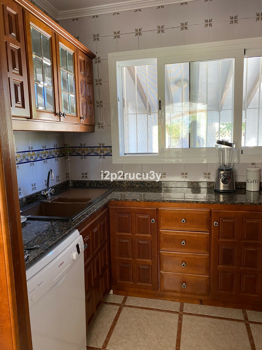 Detached Villa Benissa Alicante - image 7