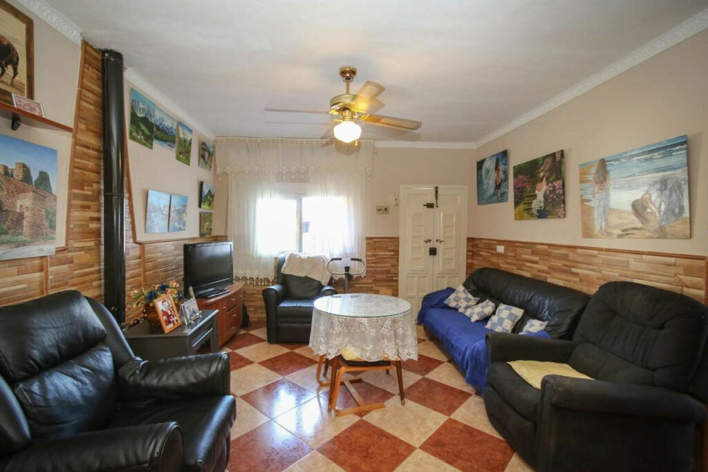 Detached Villa Alhaurín de la Torre Málaga - image 9