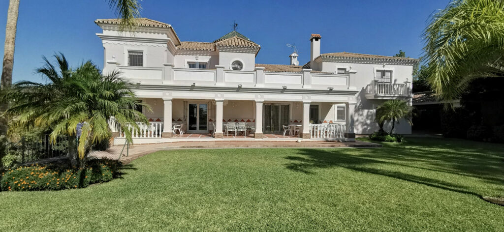 Detached Villa Estepona Málaga