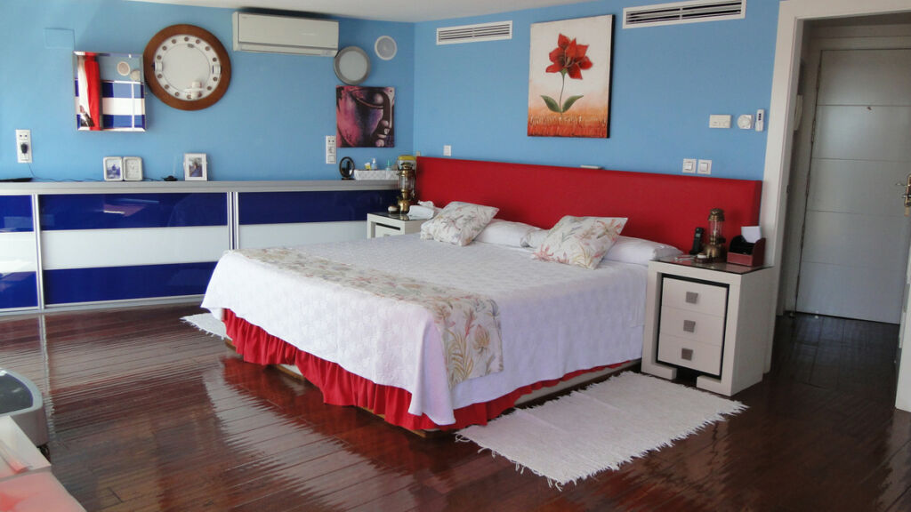 Detached Villa El Chaparral Málaga - image 11