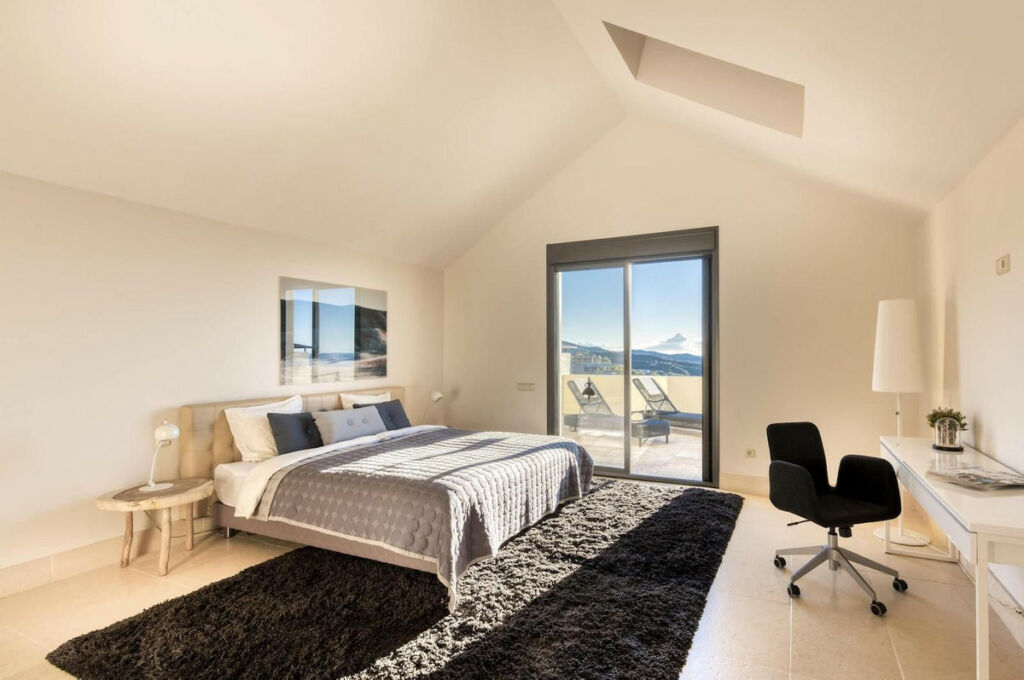 Penthouse Altos de los Monteros Málaga - image 7