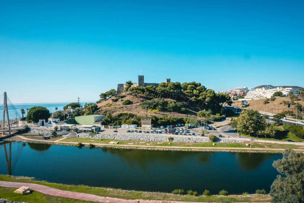 Penthouse Fuengirola Málaga - image 15