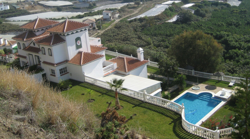 Detached Villa Torrox Málaga - image 16