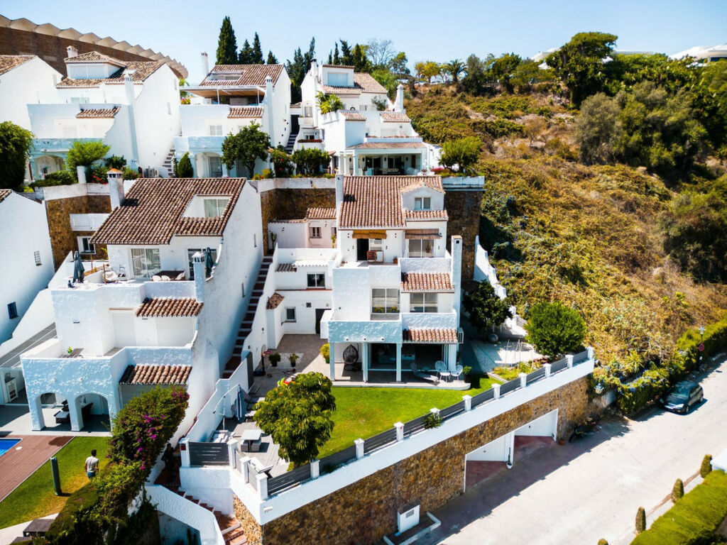 Townhouse Marbella Málaga - image 2