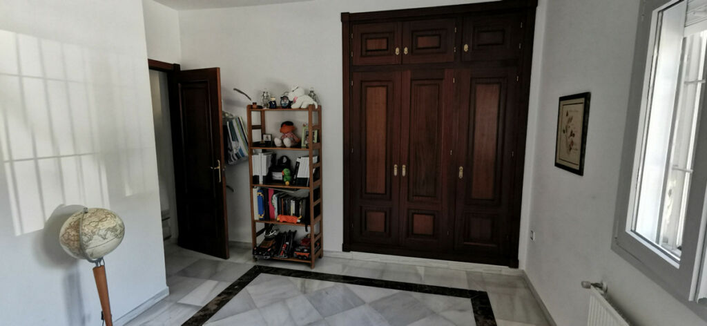 Detached Villa Estepona Málaga - image 29