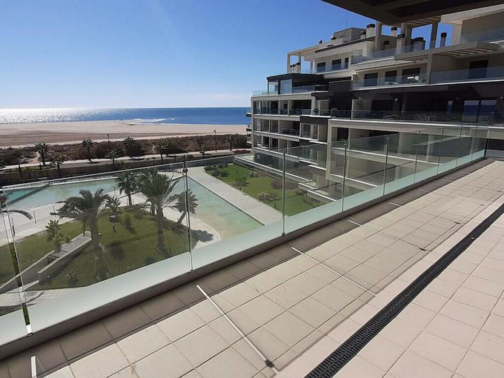 Middle Floor Apartment Isla Canela Huelva - image 3