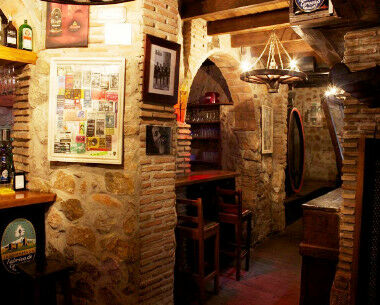 Hostel Monda Málaga - image 4