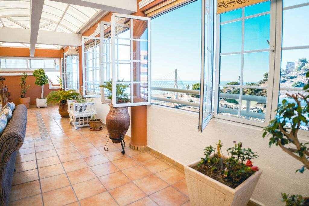 Penthouse Fuengirola Málaga - image 6