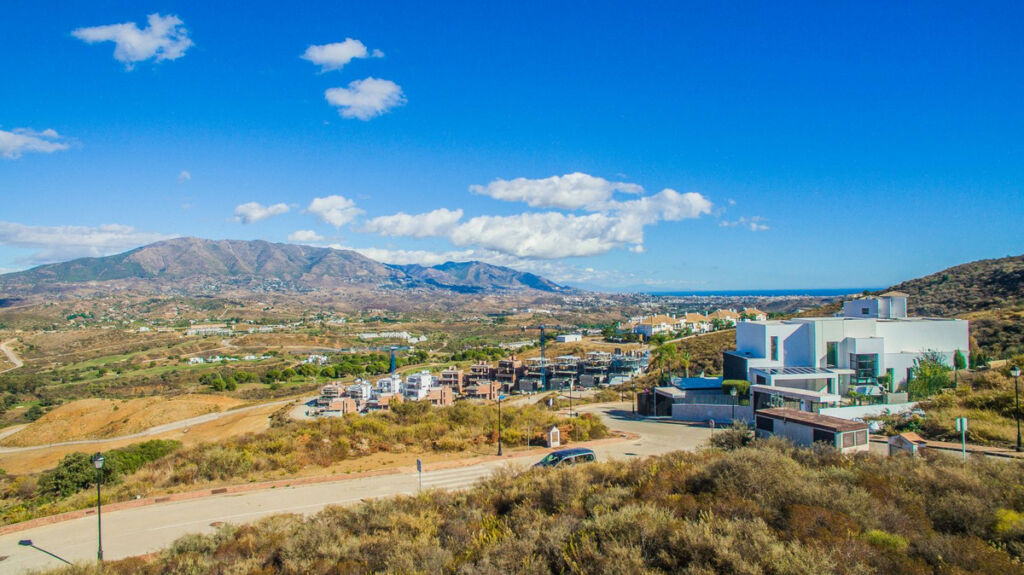 Residential Plot La Cala Golf Málaga - image 2