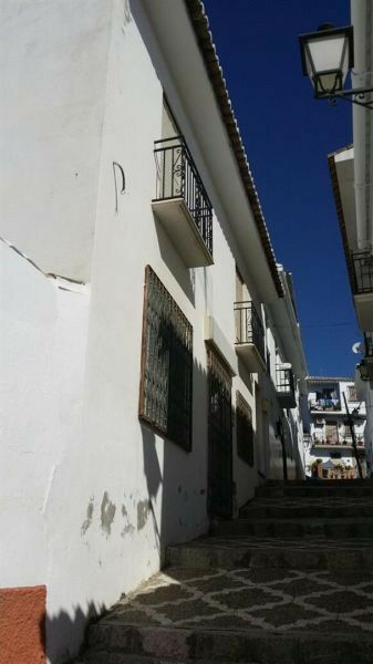 Semi-Detached House Riogordo Málaga - image 11