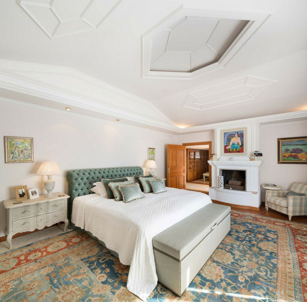 Detached Villa Sierra Blanca Málaga - image 12