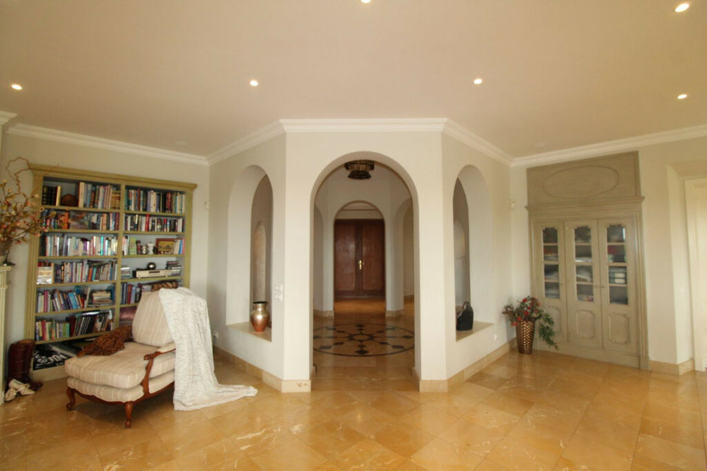 Detached Villa Sotogrande Alto Cádiz - image 13