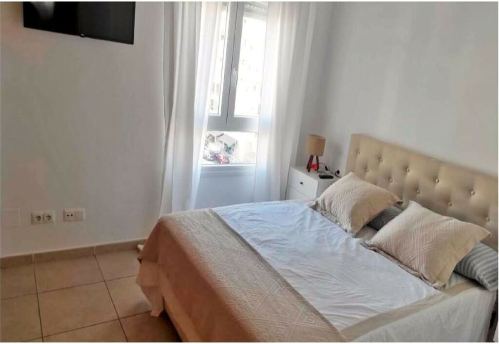 Middle Floor Apartment Nueva Andalucía Málaga - image 15