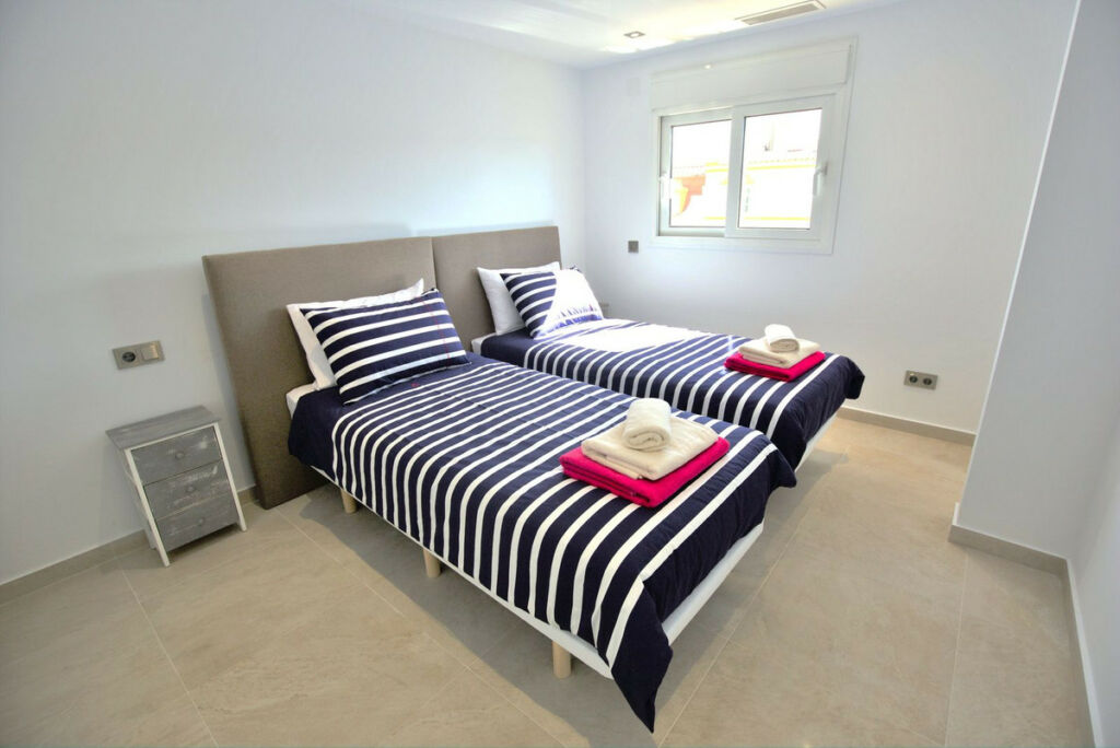 Townhouse Marbella Málaga - image 14