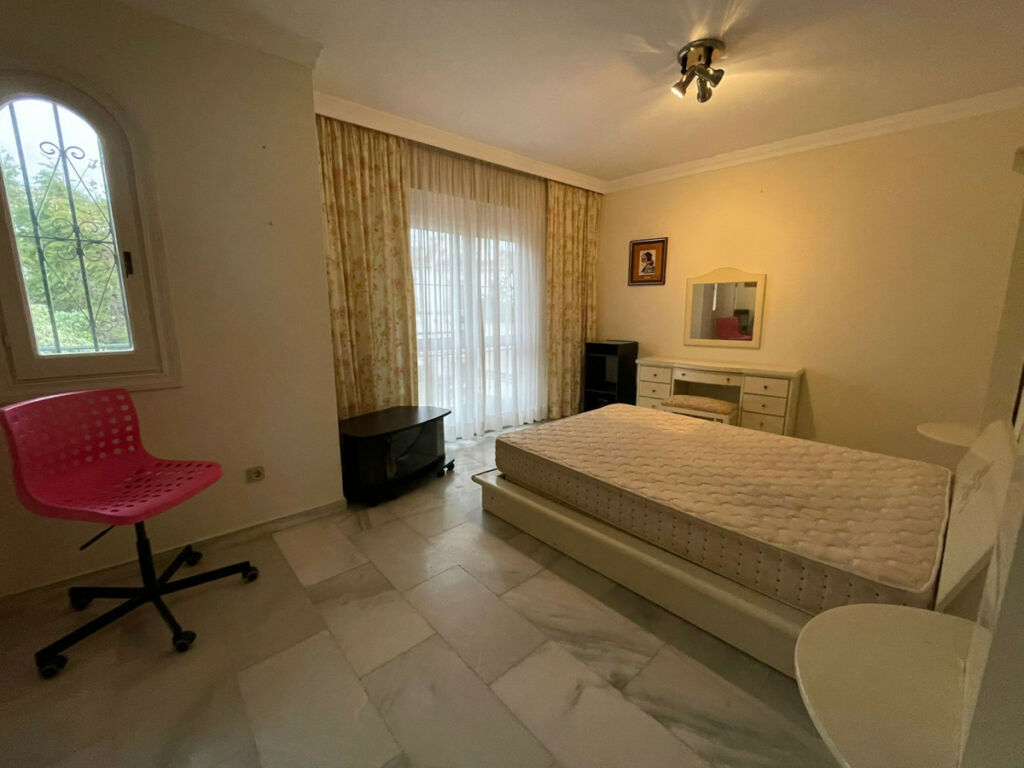 Townhouse Estepona Málaga - image 15