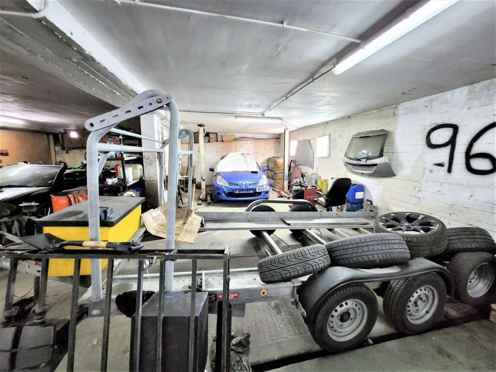 Garage Manilva Málaga - image 16