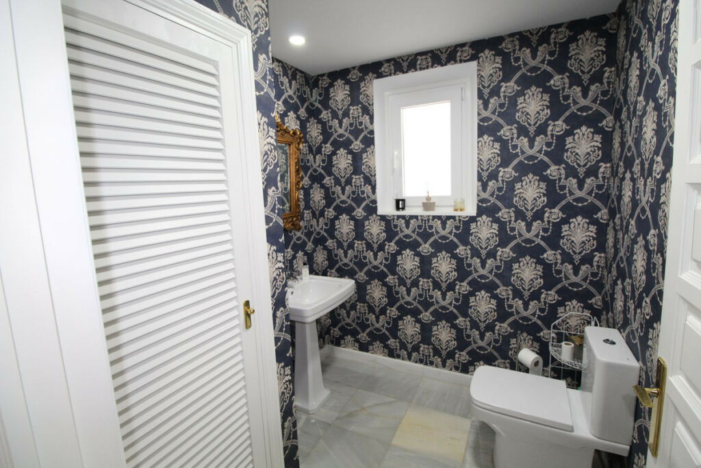 Detached Villa Sotogrande Alto Cádiz - image 19